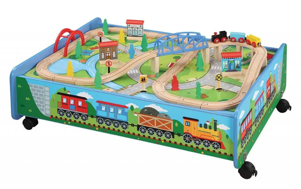 The Best Underthebed Train Table / Trundle (DIY Project Included)